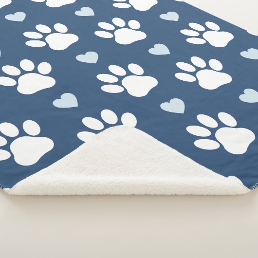 Patroon van poten, reuzenpoten, witte poten, blauw sherpa deken (3/4)