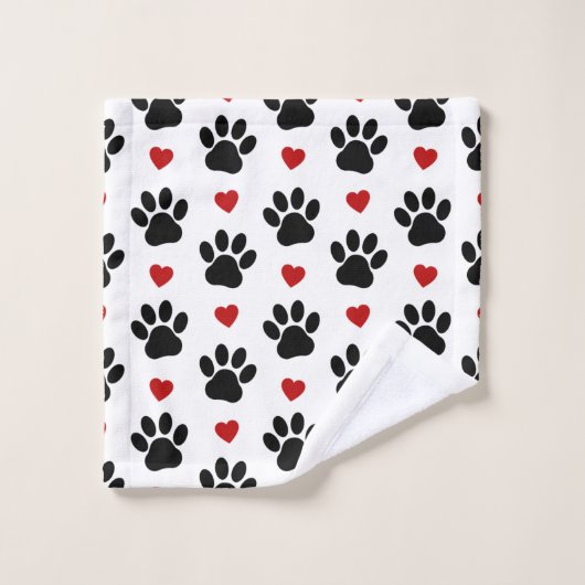 Patroon van poten, reuzenpoten, zwarte poten, rode bad handdoek (Wasdoekje)