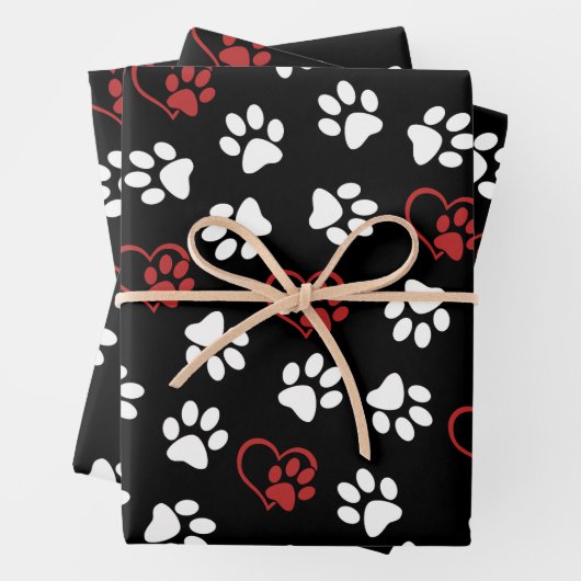 Patroon van poten, witte poten, rode poten, harten inpakpapier vel (In situ)