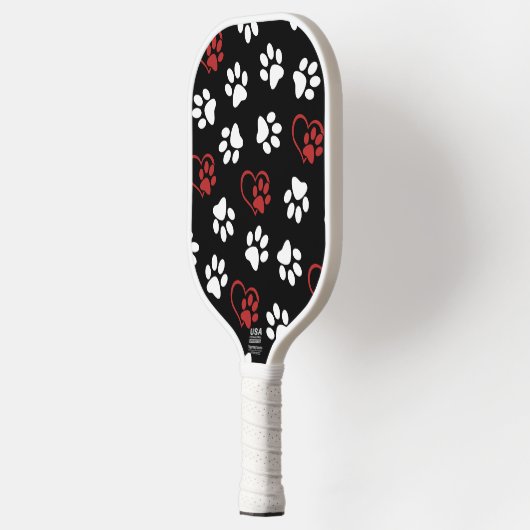 Patroon van poten, witte poten, rode poten, harten pickleball paddle (Links)