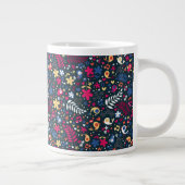 patroon van schattige vogels en bloemen grote koffiekop (Rechts)