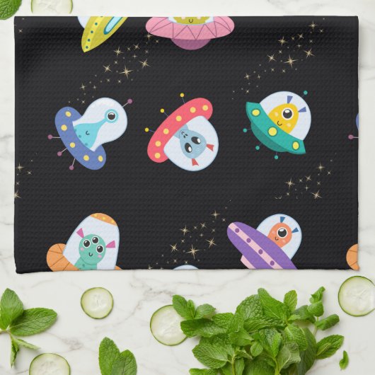 PATROON VAN UFO-SCHEPEN THEEDOEK (Gevouwen)