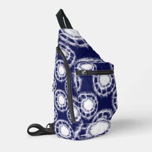 Patroon voor blauwe en witte sjiitische cirkels sling bag (Linkerhoek)