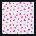 Patroon voor roze schilderafdrukken bandana<br><div class="desc">Show hoeveel je van dieren houdt met deze schattige roze pootdruk gepatterde banaan. Ziet er ook geweldige uit met andere achtergronden. Laat je huisdier er schattig uitzien.</div>