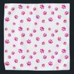 Patroon voor roze schilderafdrukken bandana<br><div class="desc">Show hoeveel je van dieren houdt met deze schattige roze pootdruk gepatterde banaan. Ziet er ook geweldige uit met andere achtergronden. Laat je huisdier er schattig uitzien.</div>
