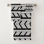 Patroon voor zwarte en witte Chevron Stripes Bad Handdoek (Insitu)