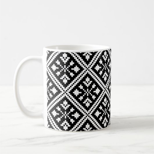 Patroon voor zwarte en witte kerstsnowflakes koffiemok (Links)