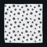 Patroon voor zwarte verven bandana<br><div class="desc">Show hoeveel je van dieren houdt met deze schattige zwarte pootdruk. Ziet ook geweldige met andere lichtere achtergronden. Laat je huisdier er schattig uitzien.</div>