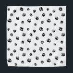 Patroon voor zwarte verven bandana<br><div class="desc">Show hoeveel je van dieren houdt met deze schattige zwarte pootdruk. Ziet ook geweldige met andere lichtere achtergronden. Laat je huisdier er schattig uitzien.</div>