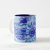 Patroonkunst in Royal Blue en White Ming Tweekleurige Koffiemok (Voorkant links)