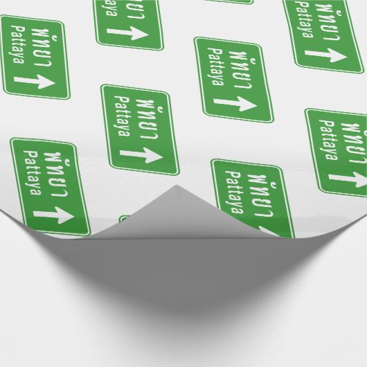 Pattaya Ahead ⚠ Thai Highway Traffic Sign ⚠ Cadeaupapier (Hoek)