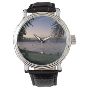 Pattaya Beach Sunset ... Chonburi, Thailand Horloge