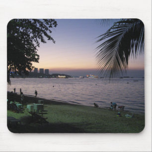Pattaya Beach Sunset ... Chonburi, Thailand Muismat