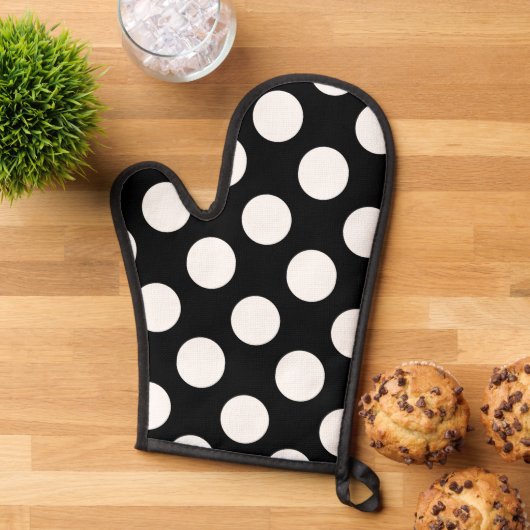 Pattern Big White Polka Dots on Black Ovenwant (Top down)