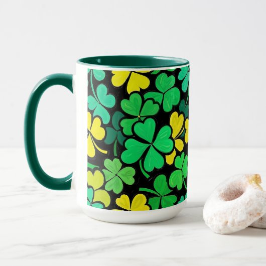 Pattern St. Patrick's Day Clovers Mok (Met donut)