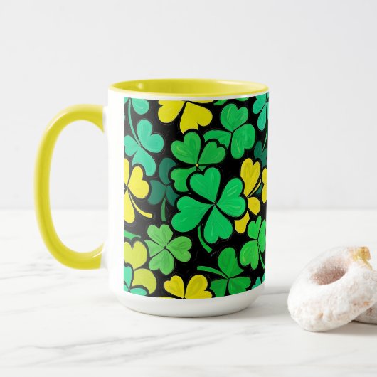Pattern St. Patrick's Day Clovers Mok (Met donut)