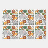 Patterned design featuring elephants, lions. inpakpapier vel (Voorkant)