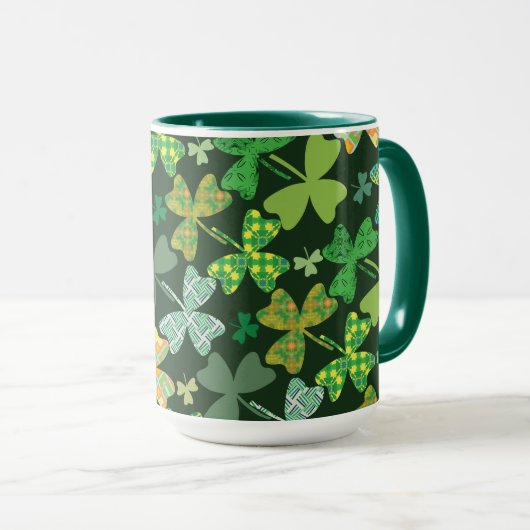 Patterned Shamrocks Mok (Voorkant rechts)