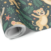Patterned wrapping paper featuring illustrations cadeaupapier (Rol Hoek)