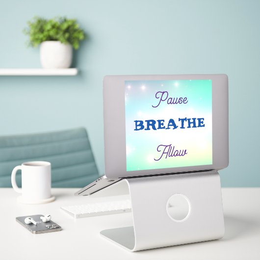 Paue, BREATHE, Sticker toestaan (Laptop op bureau)
