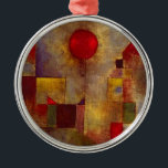 Paul Klee Rode Ballon Abstracte Kleurrijke Kunst Metalen Ornament<br><div class="desc">De Rode ballon werd geschilderd door kunstenaar Paul Klee in 1922,  met kleurrijke geometrische vormen die op het canvas drijven,  met een rode ballon en cubistische stadvormen op de achtergrond.</div>