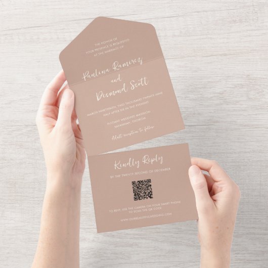 Paulina Modern Tan Eenvoudige Elegante Bruiloft All In One Uitnodiging (Afscheurbaar)