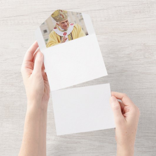 Paus Benedictus XVI All In One Uitnodiging (Afscheurbaar)