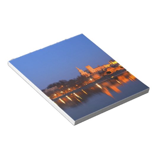 Paus Palace in Avignon en de Rijn in Notitieblok (Schuin)