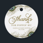Pauwveer Baby Shower Bedank Champagne Bedankjes Labels<br><div class="desc">Elegante bedankkaartjes voor een babyshower met pauwveren,  een fantasievol schrift en een diagonaal streepjespatroon. Personaliseer door uw eigen tekst toe te voegen. Deze pauwveren bedankkaartjes zijn perfect voor Gatsby-thema showers.</div>