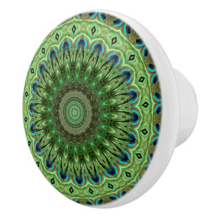 Pauwveer Mandala Smaragd en Blauwe Symmetrie Keramische Knop