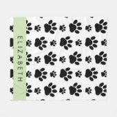 Paw Pattern, Dog Paws, Black and White, Jouw naam Fleece Deken (Voorkant (Horizontaal))