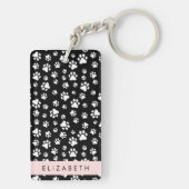 Paw Pattern, Dog Paws, Black and White, Jouw naam Sleutelhanger (achterkant)