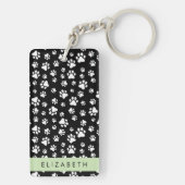 Paw Pattern, Dog Paws, Black and White, Jouw naam Sleutelhanger (achterkant)
