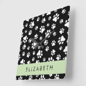 Paw Pattern, Dog Paws, Black and White, Jouw naam Vierkante Klok (Hoek)