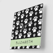 Paw Pattern, Dog Paws, Black and White, Jouw naam Vierkante Klok (Hoek)