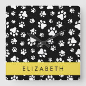 Paw Pattern, Dog Paws, Black and White, Jouw naam Vierkante Klok (Voorkant)