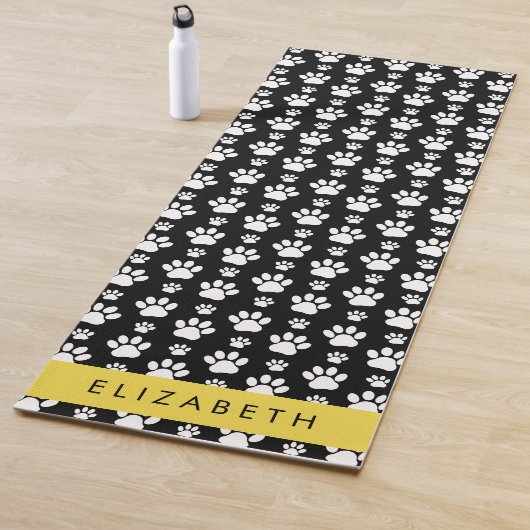 Paw Pattern, Dog Paws, Black and White, Jouw naam Yogamat (In situ)