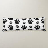 Paw Pattern, Dog Paws, Paw Prints, Black and White Lichaamskussen (Achterkant)