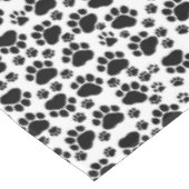 Paw Pattern, Dog Paws, Paw Prints, Black and White Tafelkleed (Gekanteld)
