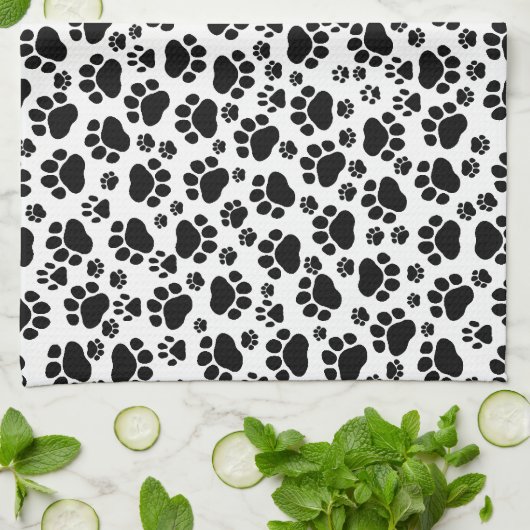 Paw Pattern, Dog Paws, Paw Prints, Black and White Theedoek (Gevouwen)