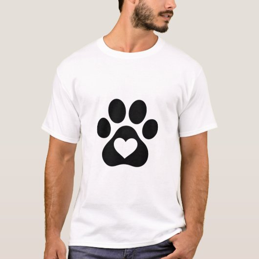 Paw Print Heart Shirt – Simple Dog Lover Design (Voorkant)