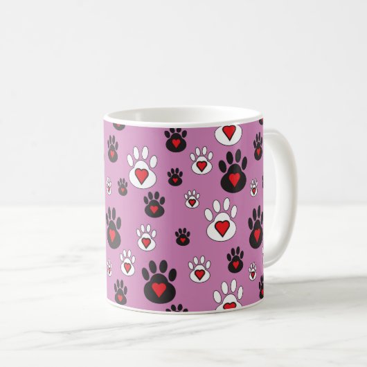 Paw Prints met rode harten op Roze Koffiemok (Voorkant rechts)