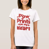 Paw Prints on My Heart Cute Dog Lover Design T-shirt (Voorkant)
