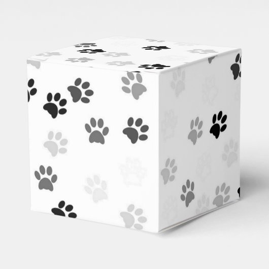 Paw Prints Party Favor Box voor Hondenliefhebbers Bedankdoosjes (Voorkant Zijde)
