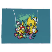 Paw-sitively Frightful | Monstrous Cats Halloween  Groot Cadeauzakje (Achterkant)