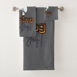 Paw-some Jump | Happy Bulldog Art Bad Handdoek