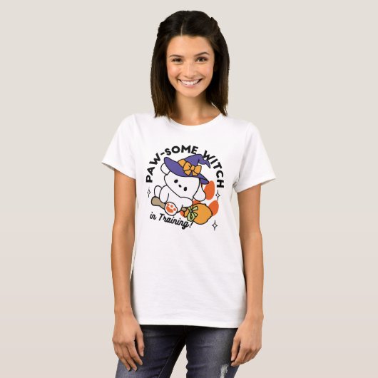 Paw-some Witch in Training - Schattigee Halloween- T-shirt (Voorkant volledig)