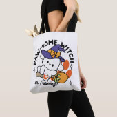 Paw-some Witch in Training - Schattigee Halloween- Tote Bag (Dichtbij)