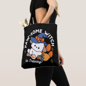Paw-some Witch in Training - Schattigee Halloween- Tote Bag (Dichtbij)