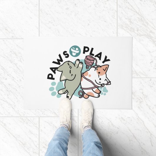 Paws and Play – Adorable Cat Illustration Deurmat (Binnen)